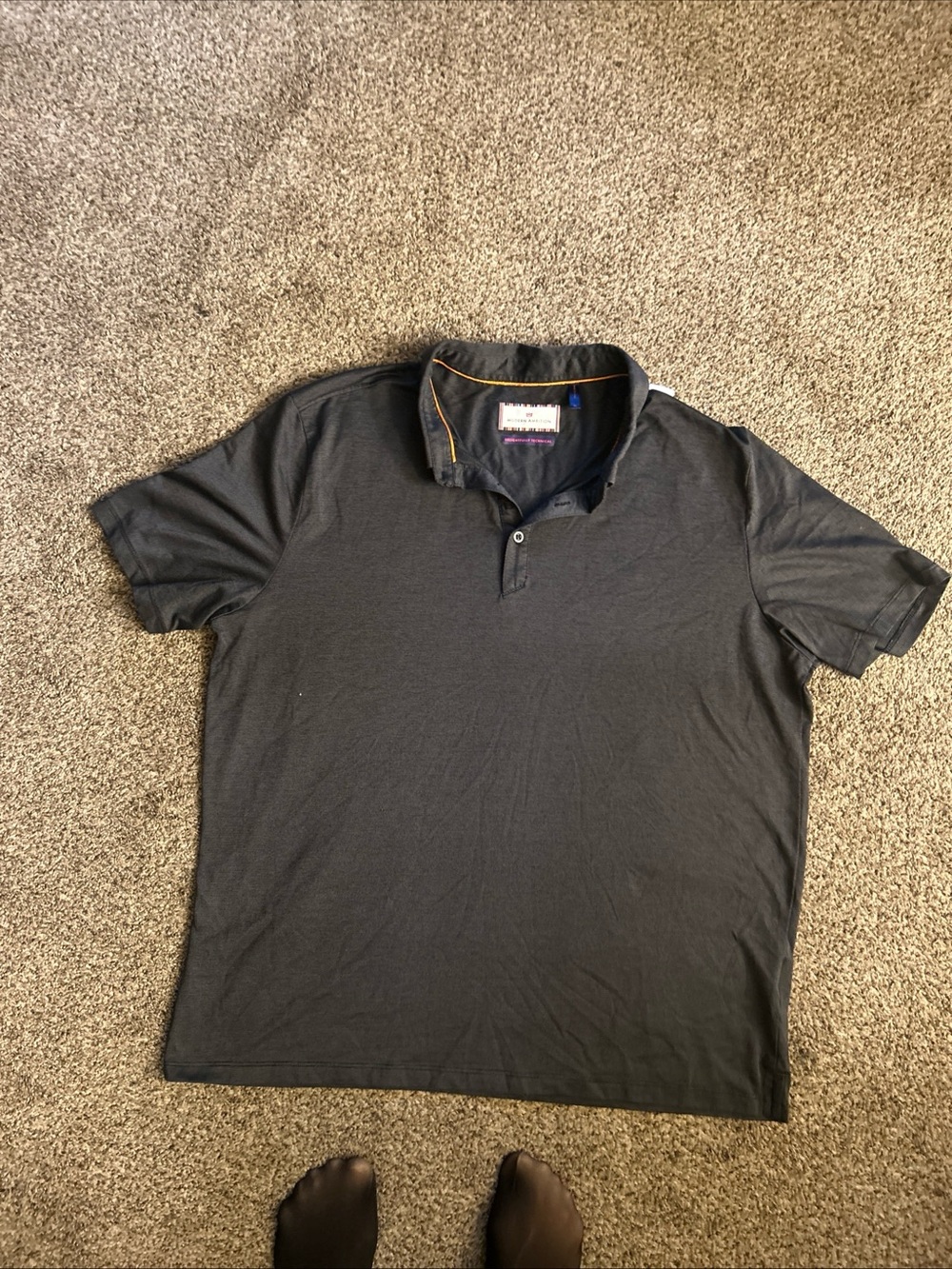 Men’s Dark Gray Polo with Subtle Contrast Trim